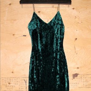 Dark Green Velvet Bodycon Dress